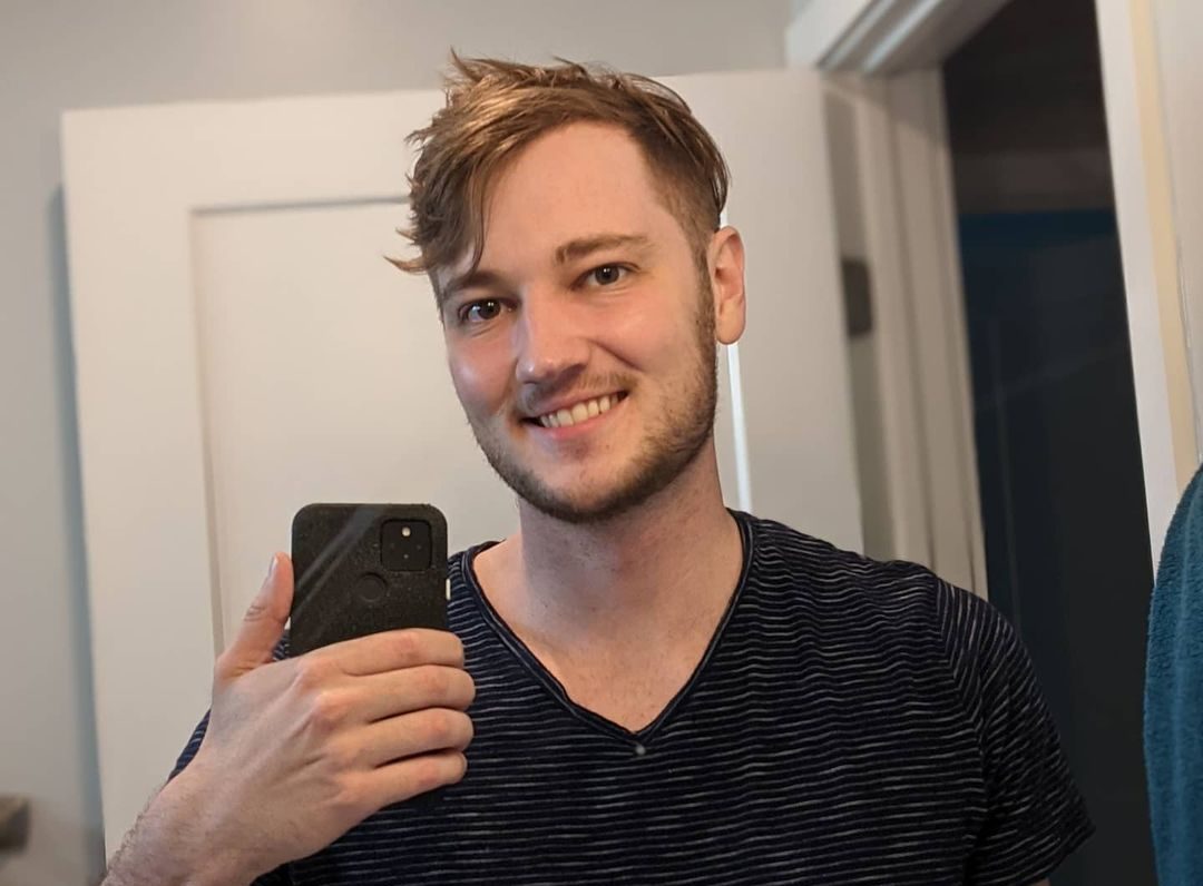 theodd1sout girlfriend biography age